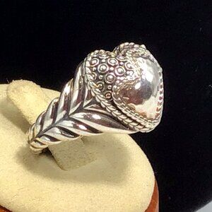 JAI Sterling Silver Heart Ring 11.3 Grams Size 9.75
